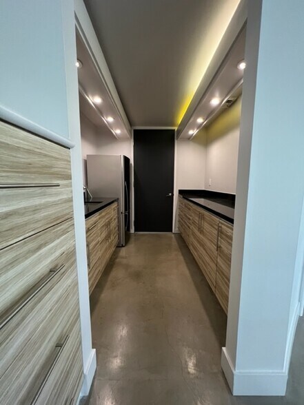 More Photos Of 721 NE 3rd Ave, Fort Lauderdale Office For Lease