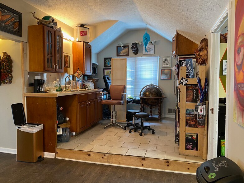 More Photos Of 441 Stone Rd, Greece Restaurant For Sale