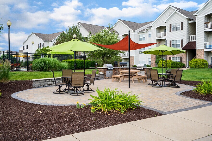 More Photos Of 1200 Greenfield Pl, O'Fallon Apartments For Sale