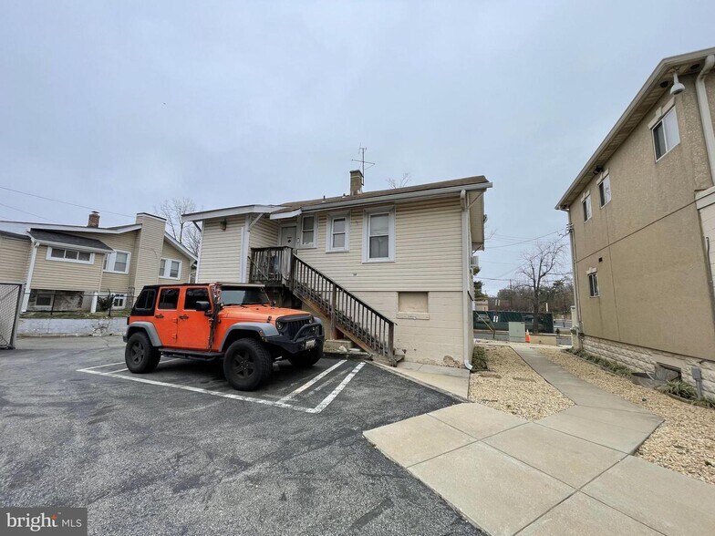 More Photos Of 3012 Franklin St NE and 3014 Franklin NE st, Washington Land For Sale