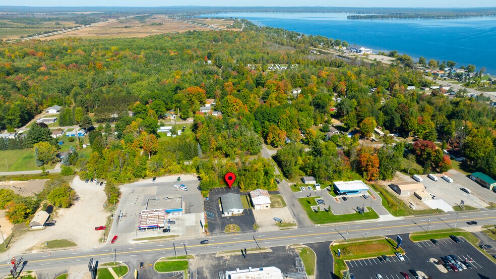 More Photos Of 9252 Lake City Rd, Houghton Lake Medical For Sale