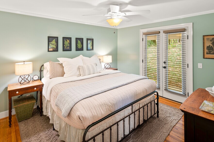 More Photos Of 3500 Sunset Lodge Ct, Charlottesville Hotel For Sale