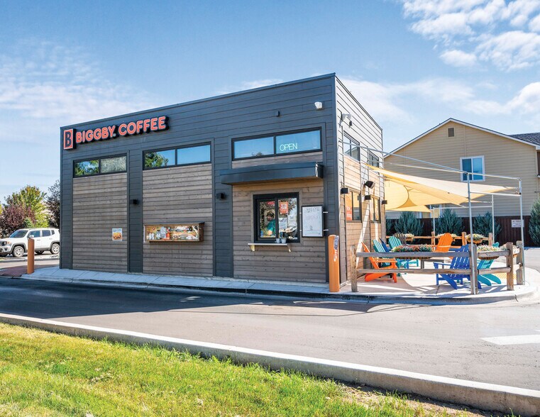 More Photos Of 4744 N Park Crossing Ave, Meridian Storefront Retail Office For Sale