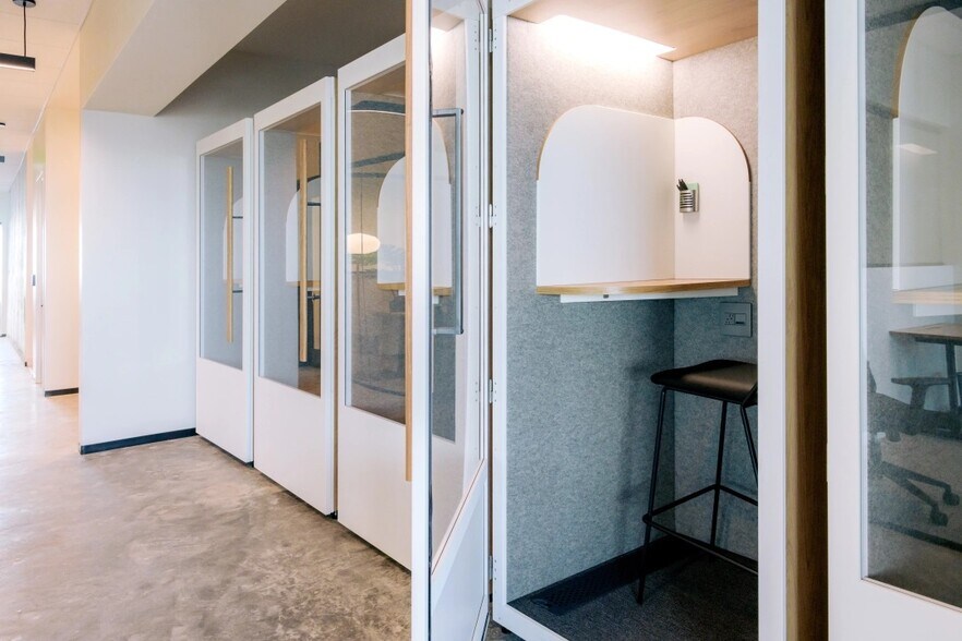 More Photos Of 1010 S federal Hwy, Hallandale Beach Coworking Space