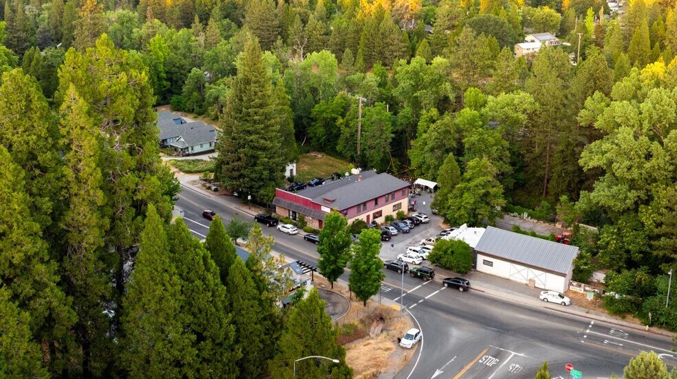 More Photos Of 535 Mill St, Grass Valley Restaurant For Sale