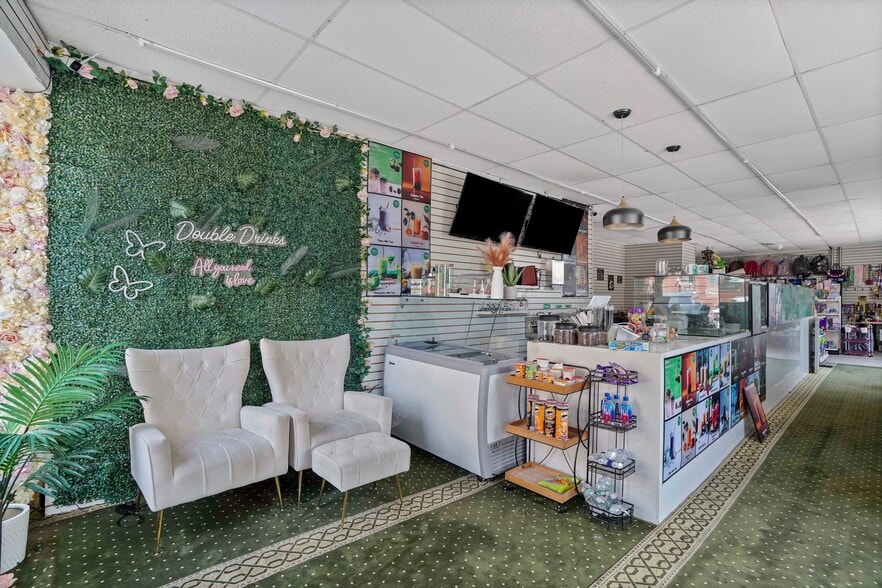 More Photos Of 167 Forbell St, Brooklyn Coworking Space