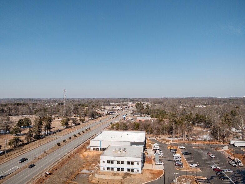 More Photos Of 5900 Scotland Rd, Greensboro Office For Lease