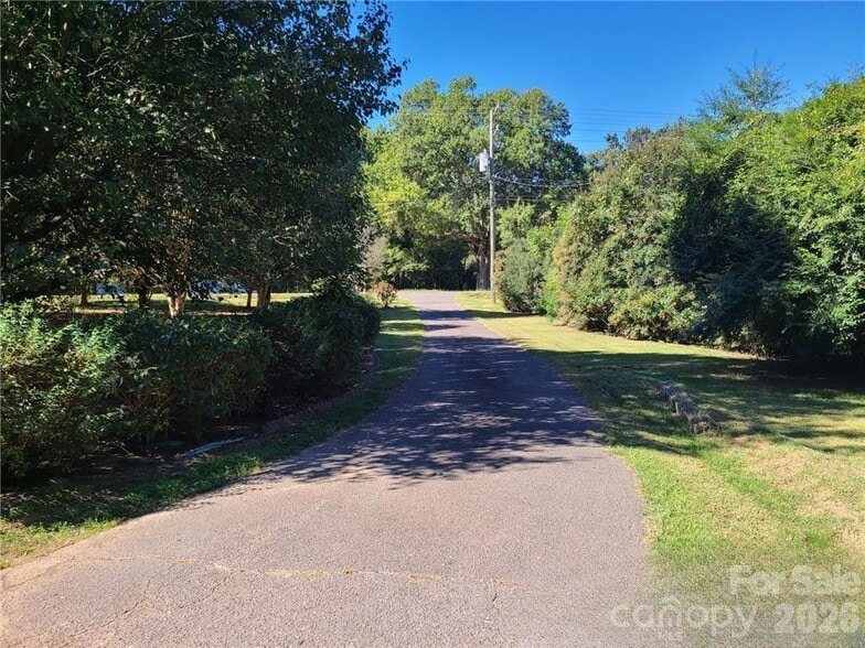 More Photos Of 4514 Wilgrove Mint Hill Rd, Mint Hill Office Residential For Sale