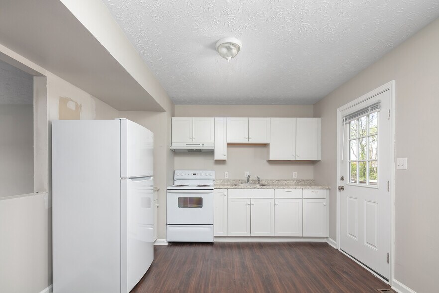 More Photos Of 117 Bradford Dr, Paris Apartments For Sale