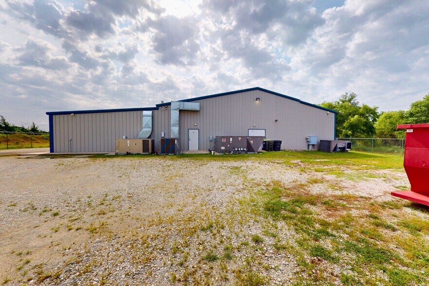 Primary Photo Of 12770 County Road 3580, Ada Sports And Entertainment For Sale