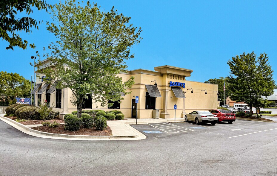 More Photos Of 3030 Johnson Ferry Rd, Marietta Fast Food For Sale
