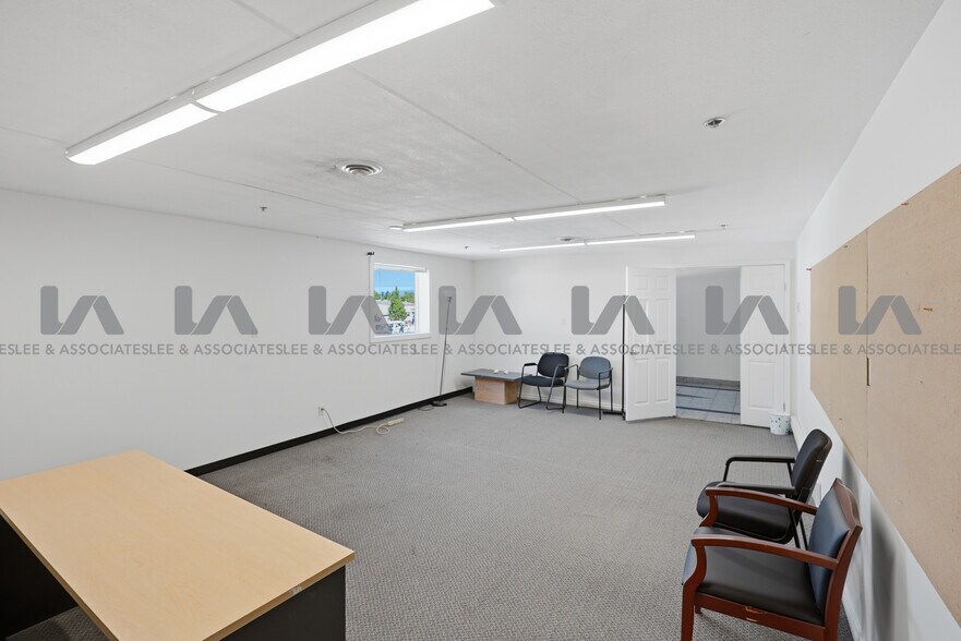 More Photos Of 18788 96th Ave, Surrey Warehouse For Lease