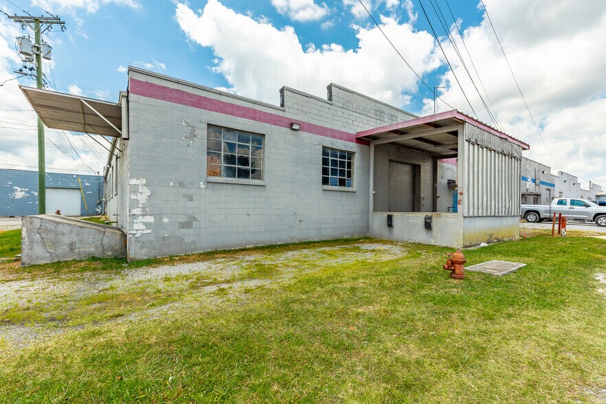 More Photos Of 3715 Calhoun Ave, Chattanooga Manufacturing For Lease