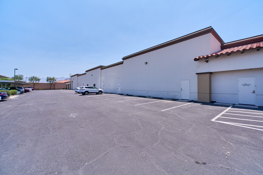 More Photos Of 47120 Dune Palms Rd, La Quinta Medical For Sale
