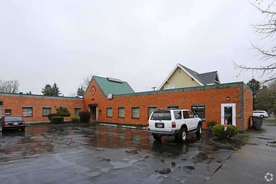 More Photos Of 2114 Main St, Vancouver Office For Lease