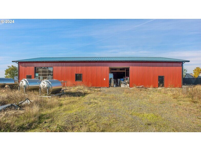 More Photos Of 100 Running Dogs Ln, Saint Helens Specialty For Sale