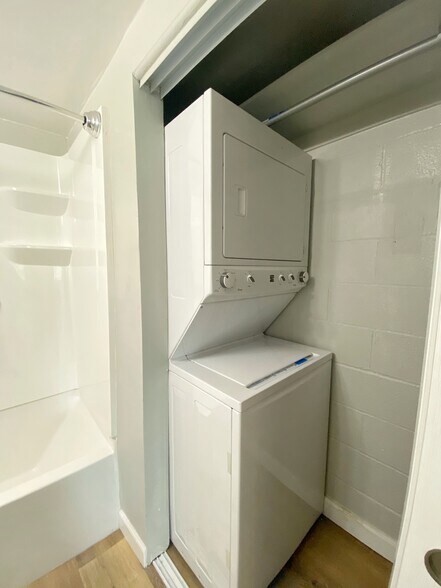More Photos Of 630 Sinclair St, Reno Apartments For Sale