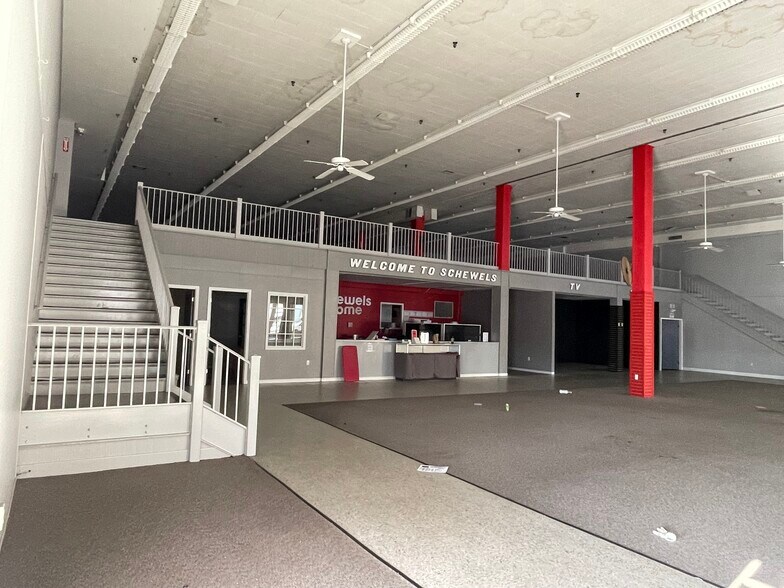 More Photos Of 200 W Main St, Williamston Freestanding For Sale