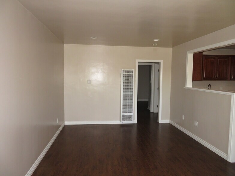 More Photos Of 9833 Walnut St, Bellflower Apartments For Sale