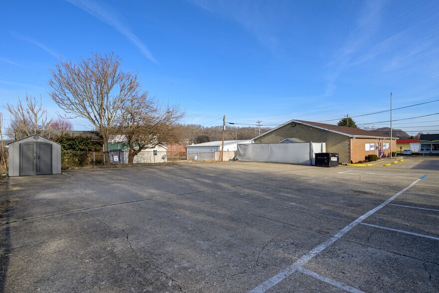 More Photos Of 49 Olive St, Gallipolis Office For Sale