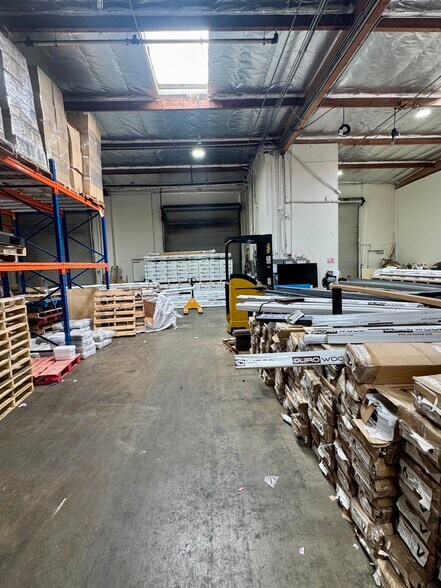 More Photos Of 2640 Lavery Ct, Newbury Park Manufacturing For Lease