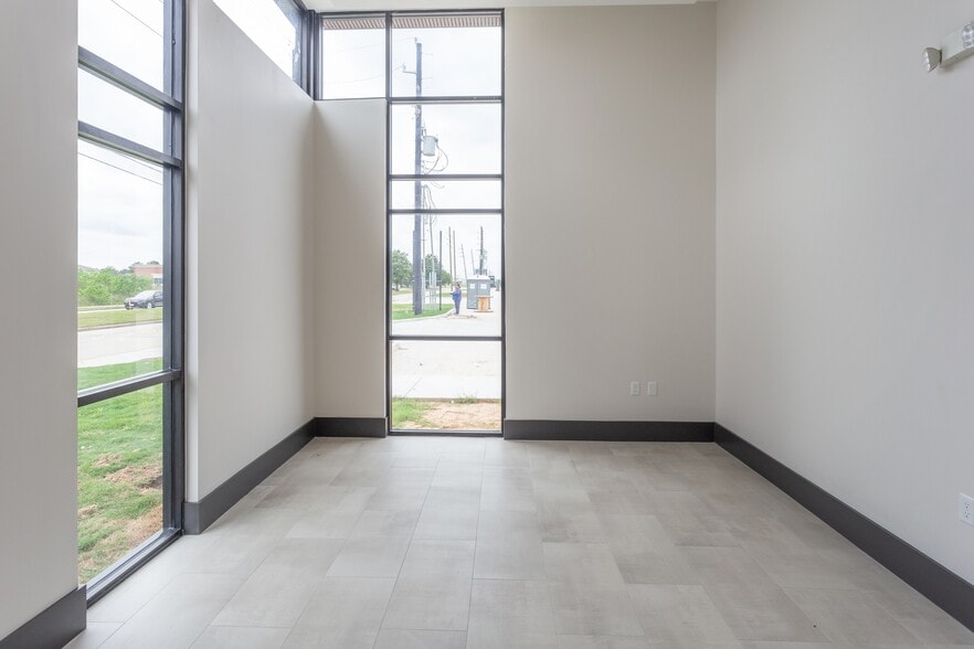 More Photos Of 2703 N Mason Rd, Katy Medical For Sale
