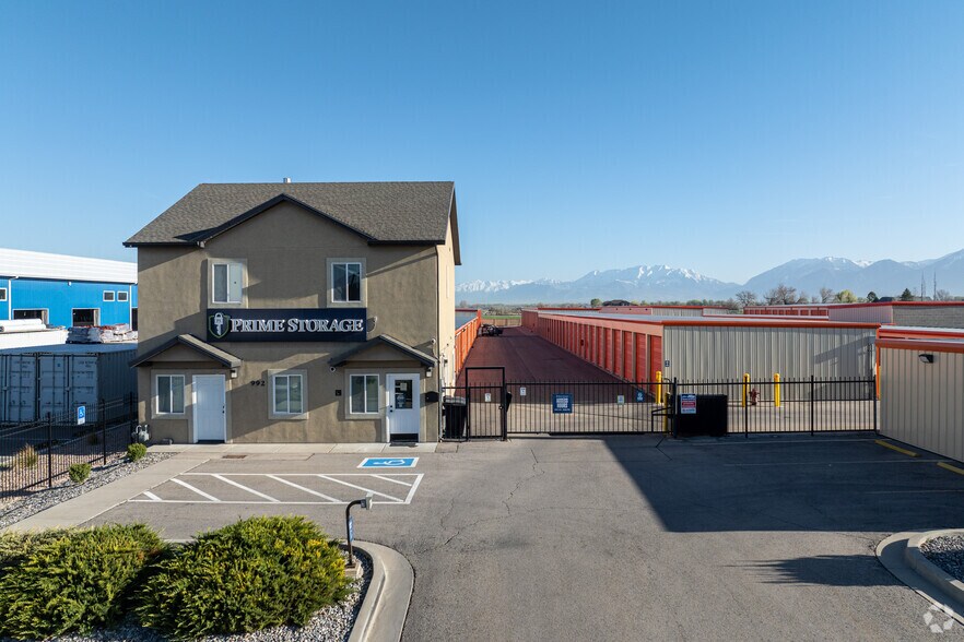 More Photos Of 992 W 170 N, Payson Self Storage For Lease