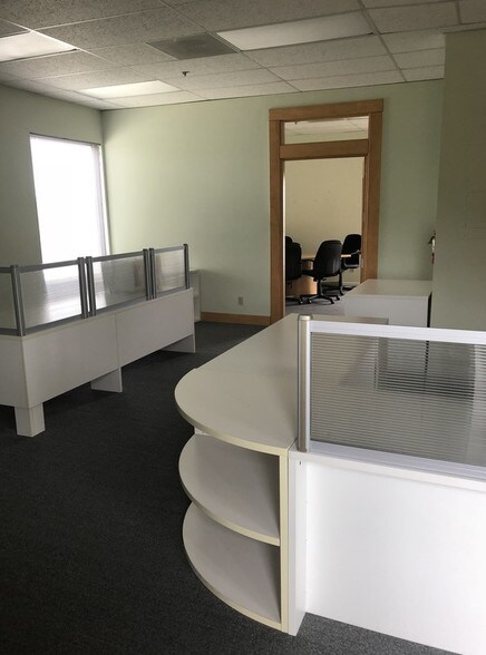 More Photos Of 7010 Soquel Dr, Aptos Office For Lease