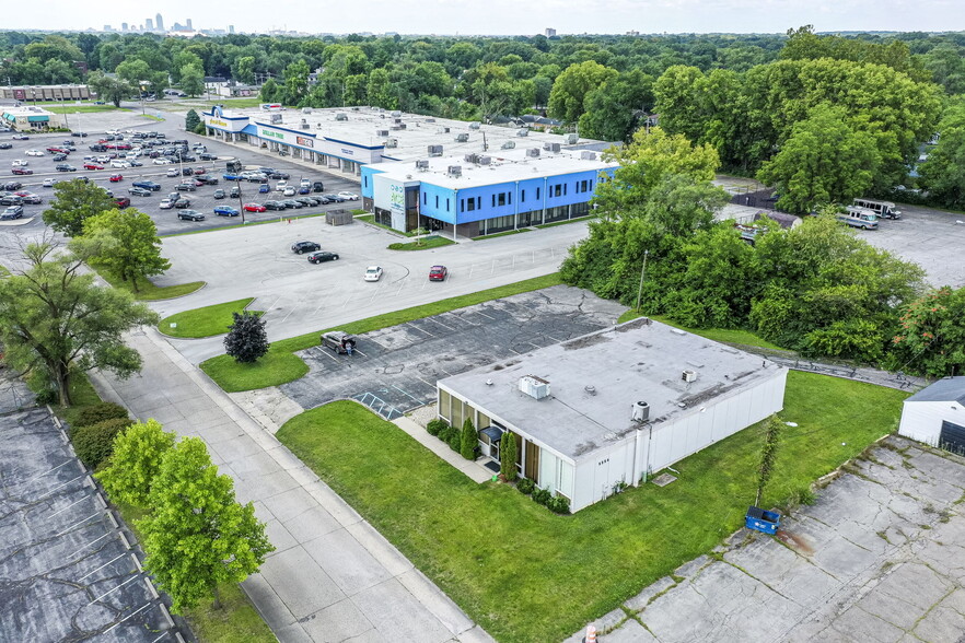 Primary Photo Of 5356 N Hillside Ave, Indianapolis Office For Sale