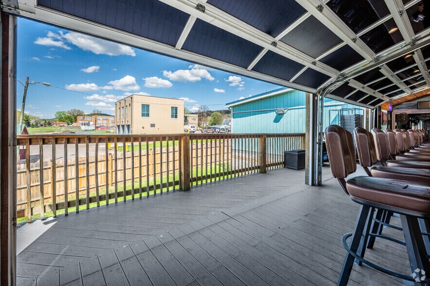 More Photos Of 30 12th St, Wellsburg Restaurant For Sale