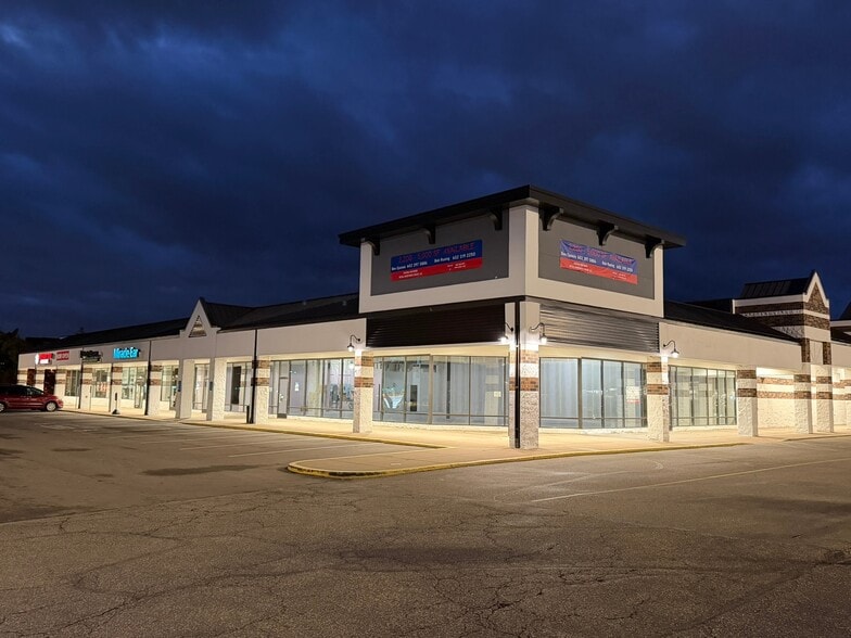 More Photos Of 1715-1749 Beam Ave, Maplewood Unknown For Lease