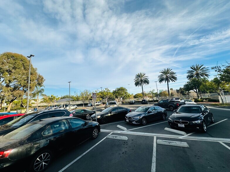 More Photos Of 3221 Donald Douglas Loop S, Santa Monica Loft Creative Space For Lease