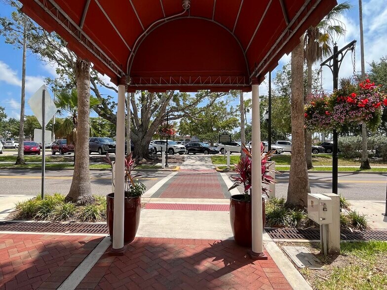 More Photos Of 214-256 Tampa Ave W, Venice Apartments For Sale