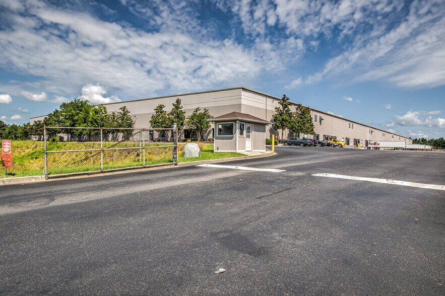 More Photos Of 1043 Global Ave, Graniteville Distribution For Lease
