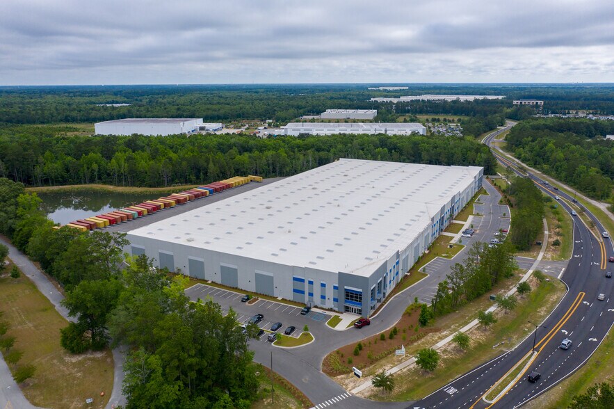 More Photos Of 9735 Patriot Blvd, Ladson Manufacturing For Lease