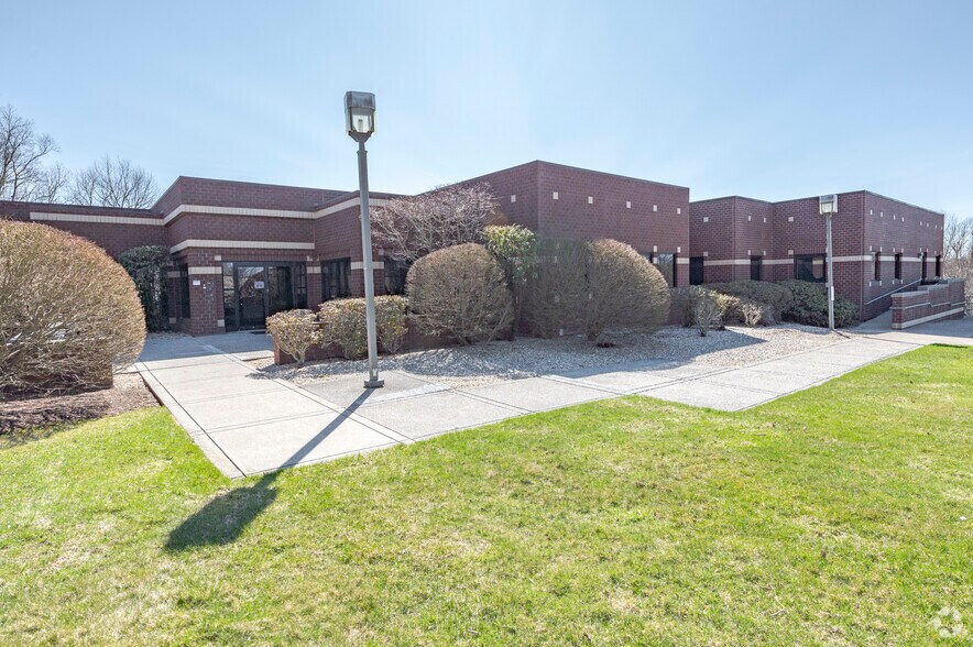 Primary Photo Of 2 Morse Rd, Oxford Warehouse For Sale