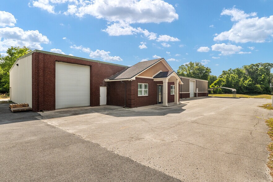 More Photos Of 26509 NW Us-27, High Springs Warehouse For Sale