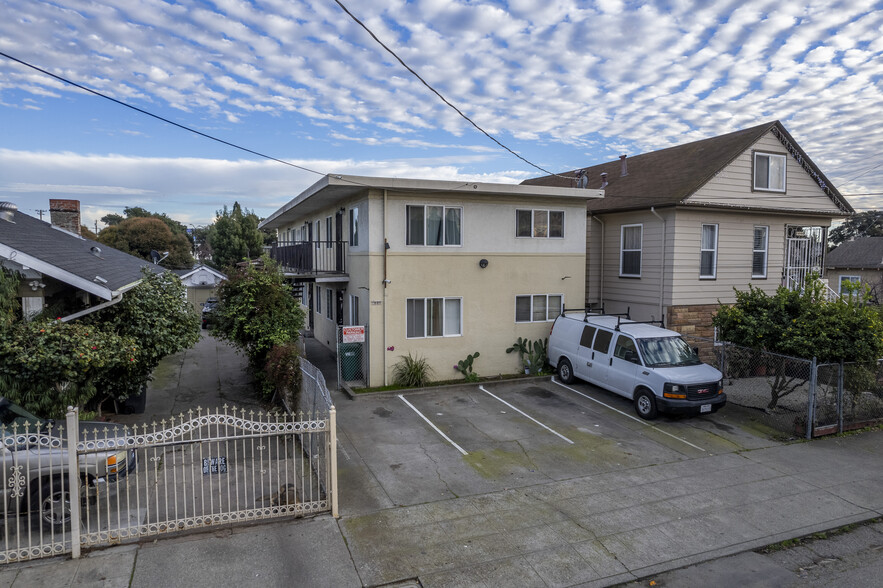 Primary Photo Of 1806 41st Ave, Oakland Apartments For Sale