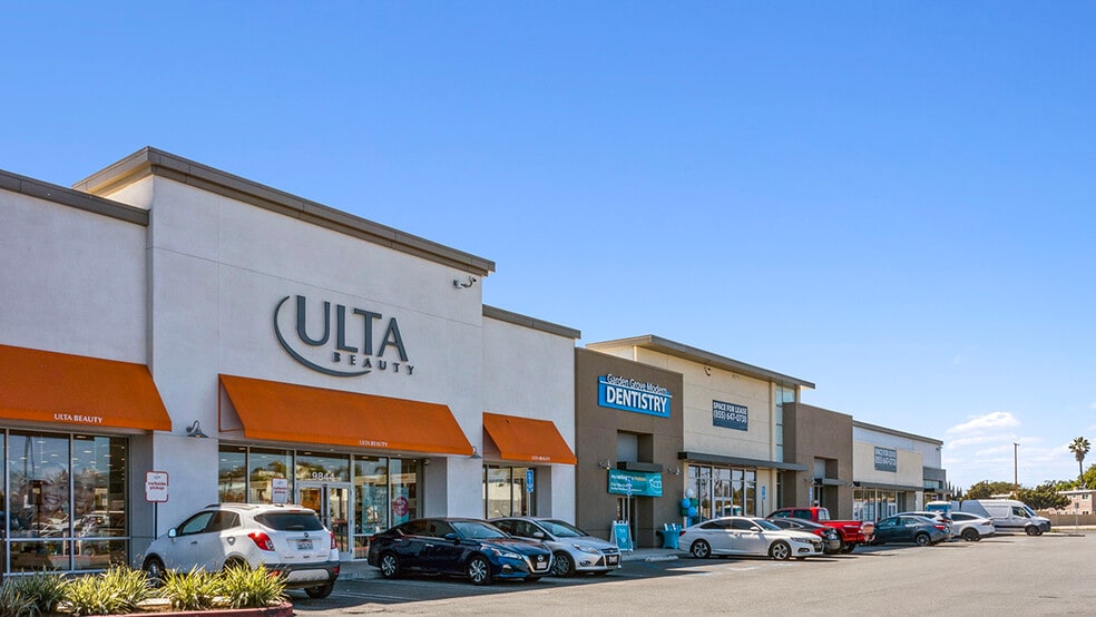 More Photos Of 9852 Chapman Ave, Garden Grove Unknown For Lease