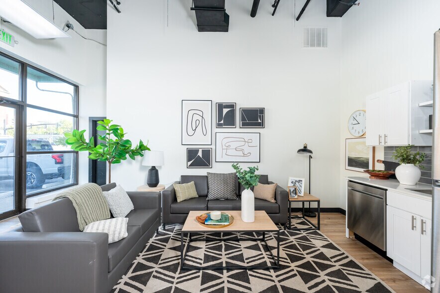 More Photos Of 221 E State St, West Lafayette Apartments For Lease