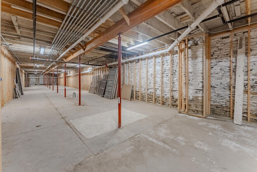 More Photos Of 78 W Canal St, Wabash Apartments For Sale