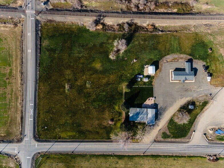 More Photos Of 139802 W Johnson Rd, Prosser Industrial For Sale