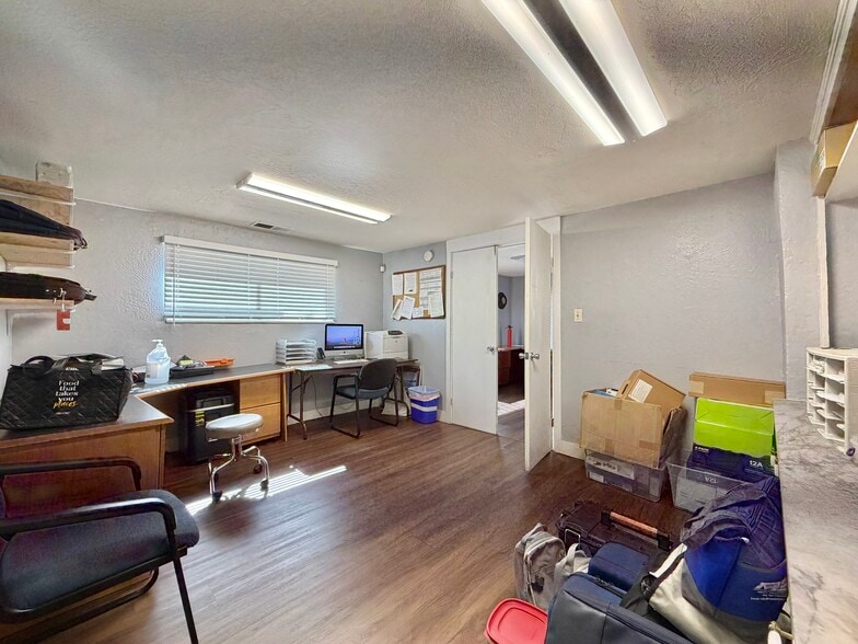 More Photos Of 1605 Capitola Rd, Santa Cruz Office For Lease