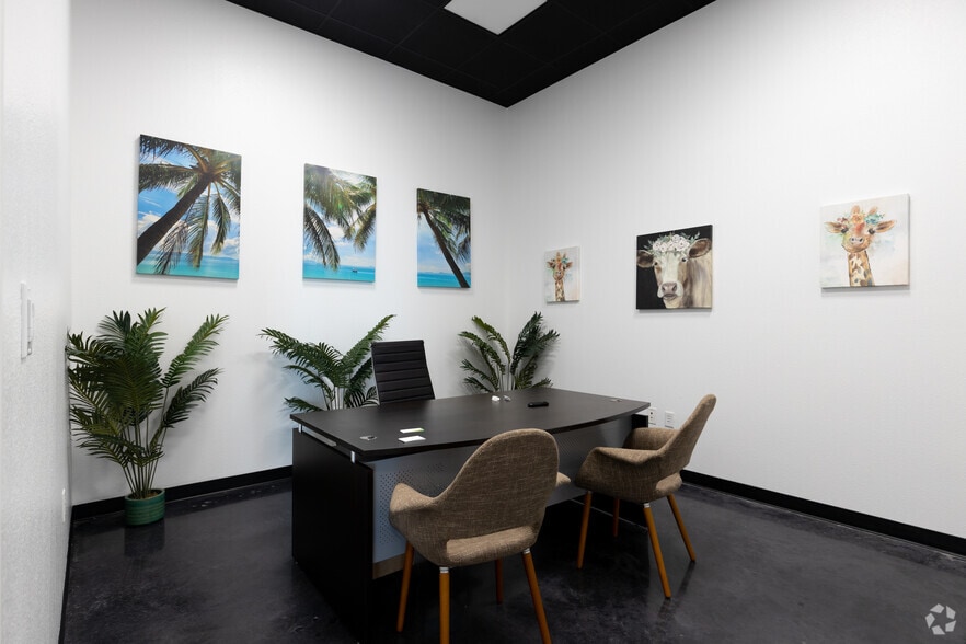 More Photos Of 1340 S Narcoossee Rd, Saint Cloud Unknown For Lease