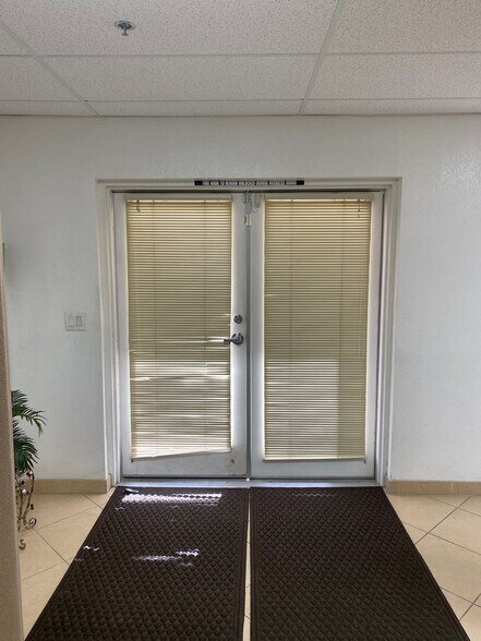 More Photos Of 337 E Harvard Blvd, Santa Paula Religious Facility For Sale