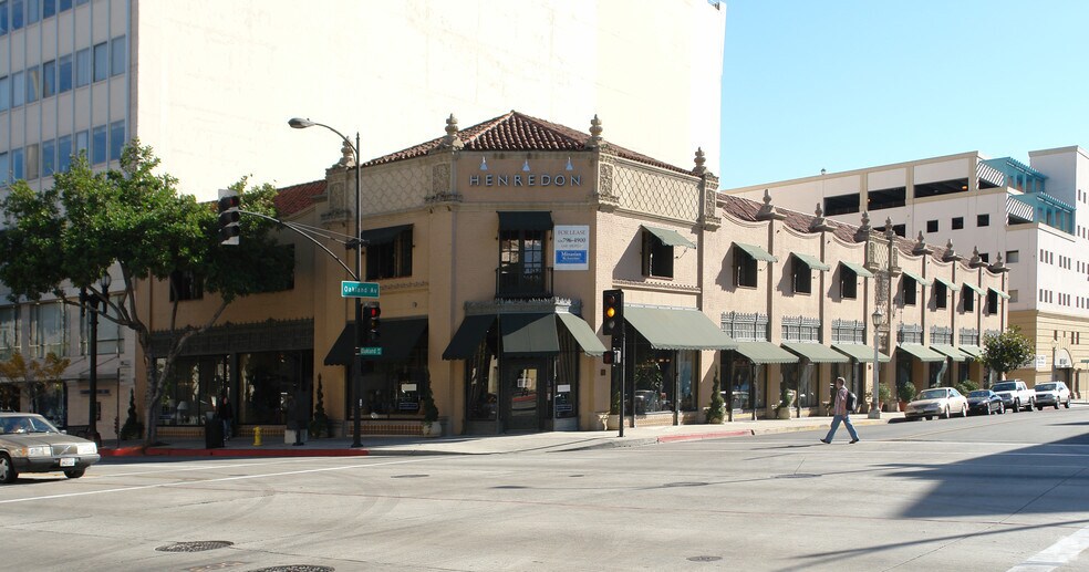Primary Photo Of 12-22 S Oakland Ave, Pasadena Storefront Retail Office For Lease