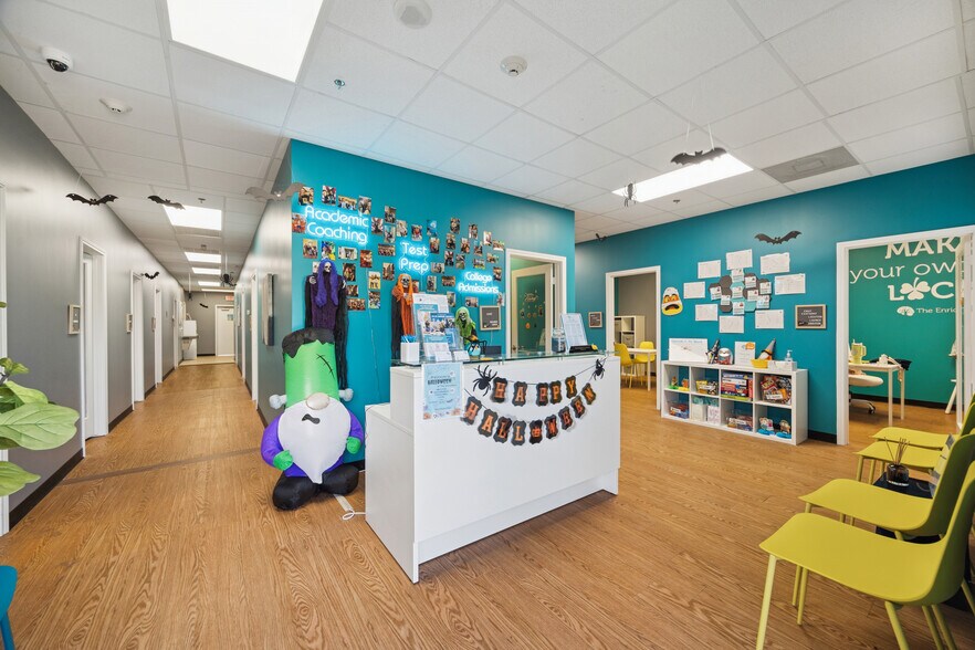 More Photos Of ,  Office For Sale