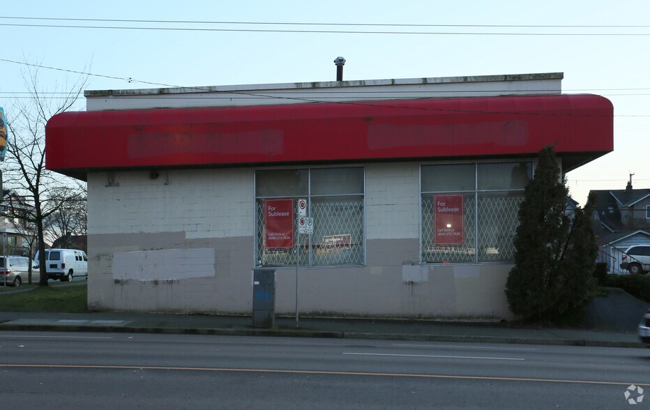 More Photos Of 2696 Hastings St E, Vancouver Storefront For Lease