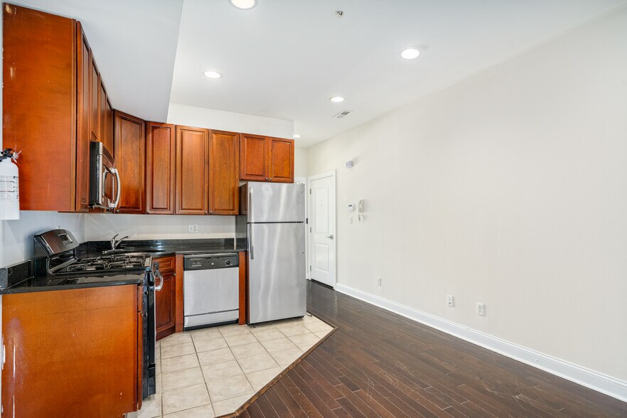 More Photos Of , Philadelphia Unknown For Sale