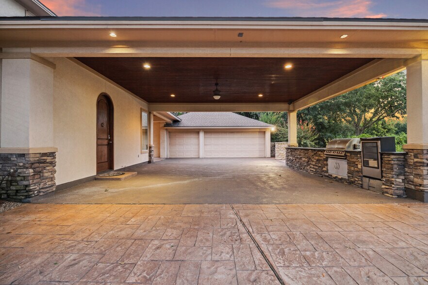 More Photos Of 16218 Barklea Rd, Cypress Land For Sale